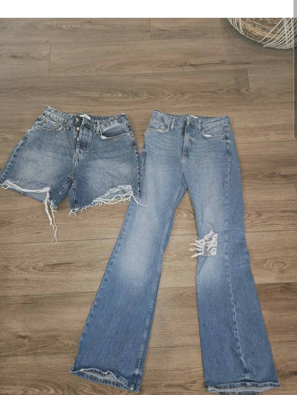 2 Pc Forever 21 Denim Lot. Size 28